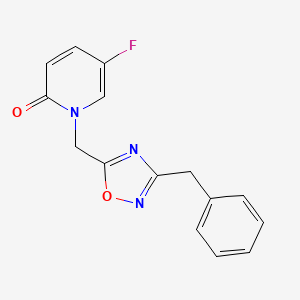 molecular formula C15H12FN3O2 B7678767 1-[(3-Benzyl-1,2,4-oxadiazol-5-yl)methyl]-5-fluoropyridin-2-one 