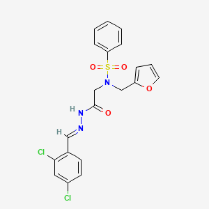 molecular formula C20H17Cl2N3O4S B7686551 (E)-N-(2-(2-(2,4-dichlorobenzylidene)hydrazinyl)-2-oxoethyl)-N-(furan-2-ylmethyl)benzenesulfonamide 
