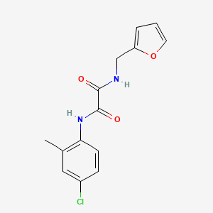 molecular formula C14H13ClN2O3 B7692088 N1-(4-chloro-2-methylphenyl)-N2-(furan-2-ylmethyl)oxalamide 