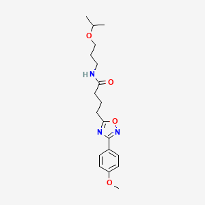 molecular formula C19H27N3O4 B7692502 N-(3-isopropoxypropyl)-4-(3-(4-methoxyphenyl)-1,2,4-oxadiazol-5-yl)butanamide 
