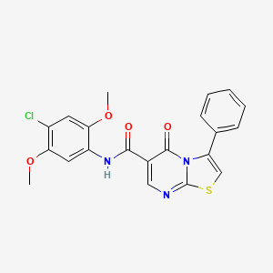 molecular formula C21H16ClN3O4S B7698721 N-(4-fluorophenyl)-5-oxo-3-phenyl-5H-[1,3]thiazolo[3,2-a]pyrimidine-6-carboxamide 