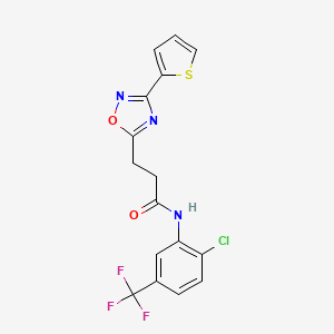 molecular formula C16H11ClF3N3O2S B7714535 N-(2-chloro-5-(trifluoromethyl)phenyl)-3-(3-(thiophen-2-yl)-1,2,4-oxadiazol-5-yl)propanamide 