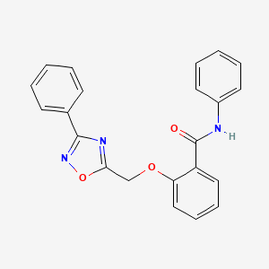 molecular formula C22H17N3O3 B7720138 N-phenyl-2-((3-phenyl-1,2,4-oxadiazol-5-yl)methoxy)benzamide 