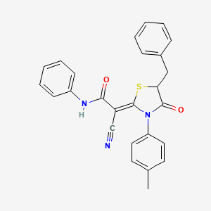 molecular formula C26H21N3O2S B7732649 (2Z)-2-[5-benzyl-3-(4-methylphenyl)-4-oxo-1,3-thiazolidin-2-ylidene]-2-cyano-N-phenylethanamide 
