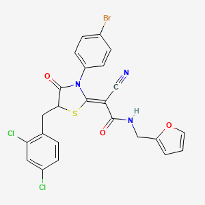 (2Z)-2-[3-(4-bromophenyl)-5-[(2,4-dichlorophenyl)methyl]-4-oxo-1,3-thiazolidin-2-ylidene]-2-cyano-N-(furan-2-ylmethyl)acetamide