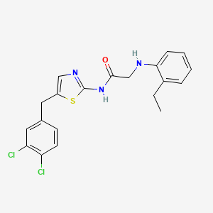 molecular formula C20H19Cl2N3OS B7733743 N-[5-(3,4-dichlorobenzyl)-1,3-thiazol-2-yl]-N~2~-(2-ethylphenyl)glycinamide 