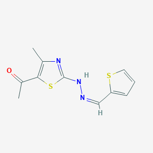 1-[4-methyl-2-[(2Z)-2-(thiophen-2-ylmethylidene)hydrazinyl]-1,3-thiazol-5-yl]ethanone