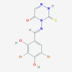 molecular formula C10H6Br2N4O3S B7748168 4-[(E)-(3,5-dibromo-2,4-dihydroxyphenyl)methylideneamino]-3-sulfanylidene-2H-1,2,4-triazin-5-one 