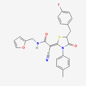 (2Z)-2-cyano-2-[5-[(4-fluorophenyl)methyl]-3-(4-methylphenyl)-4-oxo-1,3-thiazolidin-2-ylidene]-N-(furan-2-ylmethyl)acetamide