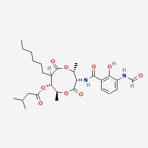molecular formula C28H40N2O9 B7760052 [(2R,6S,7R,8R)-3-[(3-formamido-2-hydroxybenzoyl)amino]-8-hexyl-2,6-dimethyl-4,9-dioxo-1,5-dioxonan-7-yl] 3-methylbutanoate 
