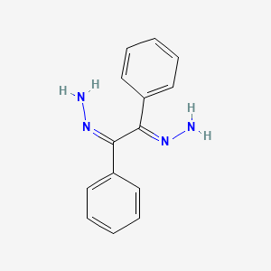 molecular formula C14H14N4 B7771104 (E)-[(2Z)-2-hydrazinylidene-1,2-diphenylethylidene]hydrazine 