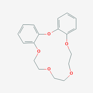 molecular formula C18H20O5 B7776916 6,7,9,10,12,13-Hexahydrodibenzo[b,e][1,4,7,10,13]pentaoxacyclopentadecine 