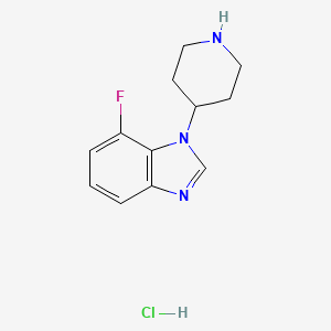 molecular formula C12H15ClFN3 B7805475 7-fluoro-1-(piperidin-4-yl)-1H-1,3-benzodiazole hydrochloride 