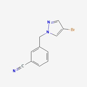 molecular formula C11H8BrN3 B7860123 3-((4-Bromo-1H-pyrazol-1-yl)methyl)benzonitrile 