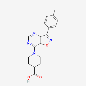molecular formula C18H18N4O3 B7874857 1-[3-(4-Methylphenyl)isoxazolo[4,5-d]pyrimidin-7-yl]piperidine-4-carboxylic acid 