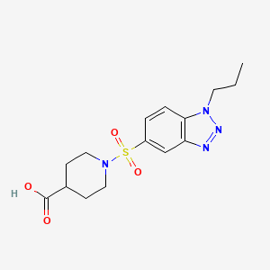molecular formula C15H20N4O4S B7878106 1-[(1-propyl-1H-1,2,3-benzotriazol-5-yl)sulfonyl]piperidine-4-carboxylic acid 