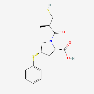molecular formula C15H19NO3S2 B7884666 (2S,4S)-1-[(2R)-3-mercapto-2-methyl-1-oxopropyl]-4-(phenylthio)-2-pyrrolidinecarboxylic acid 