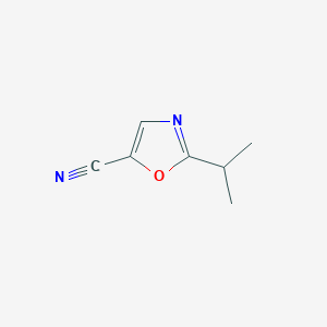 molecular formula C7H8N2O B7901820 2-Isopropyloxazole-5-carbonitrile 