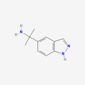 molecular formula C10H13N3 B7902916 2-(1H-indazol-5-yl)propan-2-amine 