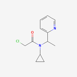 molecular formula C12H15ClN2O B7925798 2-Chloro-N-cyclopropyl-N-(1-pyridin-2-yl-ethyl)-acetamide 