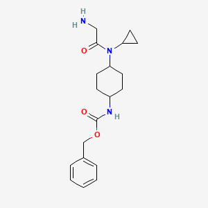 molecular formula C19H27N3O3 B7927780 {4-[(2-Amino-acetyl)-cyclopropyl-amino]-cyclohexyl}-carbamic acid benzyl ester 