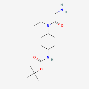 molecular formula C16H31N3O3 B7928342 {4-[(2-Amino-acetyl)-isopropyl-amino]-cyclohexyl}-carbamic acid tert-butyl ester 