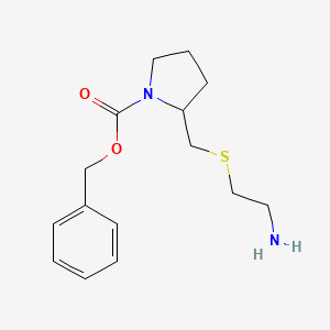 molecular formula C15H22N2O2S B7931841 2-(2-Amino-ethylsulfanylmethyl)-pyrrolidine-1-carboxylic acid benzyl ester 