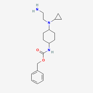 molecular formula C19H29N3O2 B7933417 {4-[(2-Amino-ethyl)-cyclopropyl-amino]-cyclohexyl}-carbamic acid benzyl ester 
