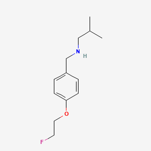 molecular formula C13H20FNO B7935063 {[4-(2-Fluoroethoxy)phenyl]methyl}(2-methylpropyl)amine 