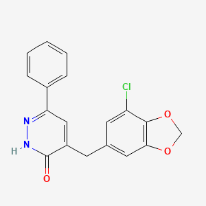 molecular formula C18H13ClN2O3 B7943361 4-[(7-Chloro-1,3-benzodioxol-5-yl)methyl]-6-phenylpyridazin-3-ol 