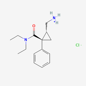 molecular formula C15H23ClN2O B7945819 [(1R,2R)-2-(diethylcarbamoyl)-2-phenylcyclopropyl]methylazanium;chloride 