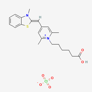 6-[2,6-dimethyl-4-[(Z)-(3-methyl-1,3-benzothiazol-2-ylidene)methyl]pyridin-1-ium-1-yl]hexanoic acid;perchlorate