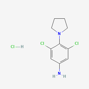 molecular formula C10H13Cl3N2 B7950530 3,5-Dichloro-4-(pyrrolidin-1-yl)aniline hydrochloride 