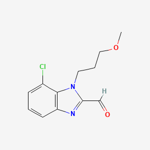 molecular formula C12H13ClN2O2 B7951631 7-Chloro-1-(3-methoxypropyl)-1H-benzo[d]imidazole-2-carbaldehyde 
