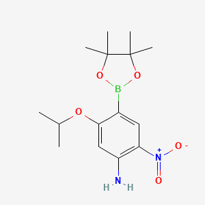 molecular formula C15H23BN2O5 B7952727 5-Isopropoxy-2-nitro-4-(tetramethyl-1,3,2-dioxaborolan-2-yl)aniline 