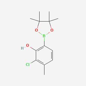 molecular formula C13H18BClO3 B7954086 2-Chloro-3-methyl-6-(tetramethyl-1,3,2-dioxaborolan-2-yl)phenol 