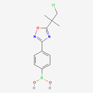 molecular formula C12H14BClN2O3 B7954933 {4-[5-(1-Chloro-2-methylpropan-2-yl)-1,2,4-oxadiazol-3-yl]phenyl}boronic acid 