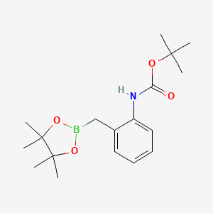 molecular formula C18H28BNO4 B7955246 tert-Butyl N-{2-[(tetramethyl-1,3,2-dioxaborolan-2-yl)methyl]phenyl}carbamate 