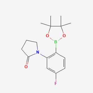 molecular formula C16H21BFNO3 B7956460 1-[5-Fluoro-2-(tetramethyl-1,3,2-dioxaborolan-2-yl)phenyl]pyrrolidin-2-one 