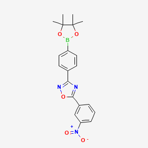 molecular formula C20H20BN3O5 B7958420 5-(3-Nitrophenyl)-3-[4-(tetramethyl-1,3,2-dioxaborolan-2-yl)phenyl]-1,2,4-oxadiazole 