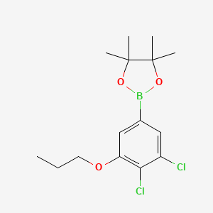 molecular formula C15H21BCl2O3 B7972019 2-(3,4-Dichloro-5-propoxyphenyl)-4,4,5,5-tetramethyl-1,3,2-dioxaborolane 