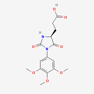 molecular formula C15H18N2O7 B7981836 (S)-3-(2,5-dioxo-1-(3,4,5-trimethoxyphenyl)imidazolidin-4-yl)propanoic acid 
