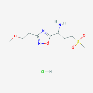 molecular formula C9H18ClN3O4S B7981861 1-(3-(2-Methoxyethyl)-1,2,4-oxadiazol-5-yl)-3-(methylsulfonyl)propan-1-amine hydrochloride 