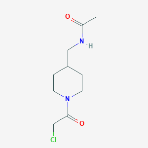 molecular formula C10H17ClN2O2 B7985293 N-[1-(2-Chloro-acetyl)-piperidin-4-ylmethyl]-acetamide 