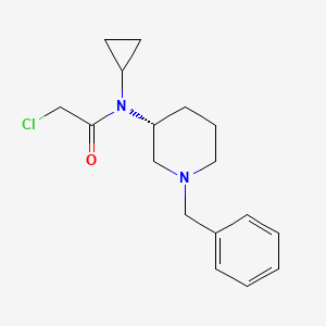 molecular formula C17H23ClN2O B7986223 N-((R)-1-Benzyl-piperidin-3-yl)-2-chloro-N-cyclopropyl-acetamide 