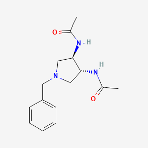 molecular formula C15H21N3O2 B7988749 N-[(3R,4R)-4-acetamido-1-benzylpyrrolidin-3-yl]acetamide 