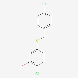 molecular formula C13H9Cl2FS B7990281 1-Chloro-4-[(4-chloro-3-fluorophenyl)sulfanylmethyl]benzene 