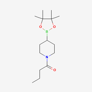 molecular formula C15H28BNO3 B8003544 1-[4-(Tetramethyl-1,3,2-dioxaborolan-2-yl)piperidin-1-yl]butan-1-one 
