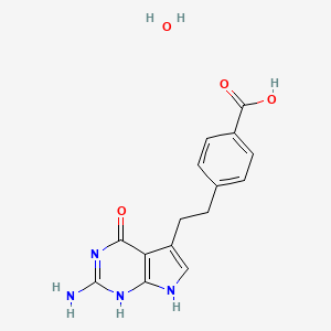 molecular formula C15H16N4O4 B8003859 4-[2-(2-amino-4-oxo-1,7-dihydropyrrolo[2,3-d]pyrimidin-5-yl)ethyl]benzoic acid;hydrate 