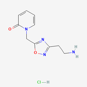 molecular formula C10H13ClN4O2 B8006116 1-((3-(2-aminoethyl)-1,2,4-oxadiazol-5-yl)methyl)pyridin-2(1H)-one hydrochloride 
